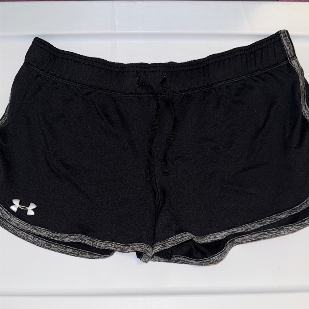 Under Armour Black Athletic Shorts Lightweight Elastic Waist